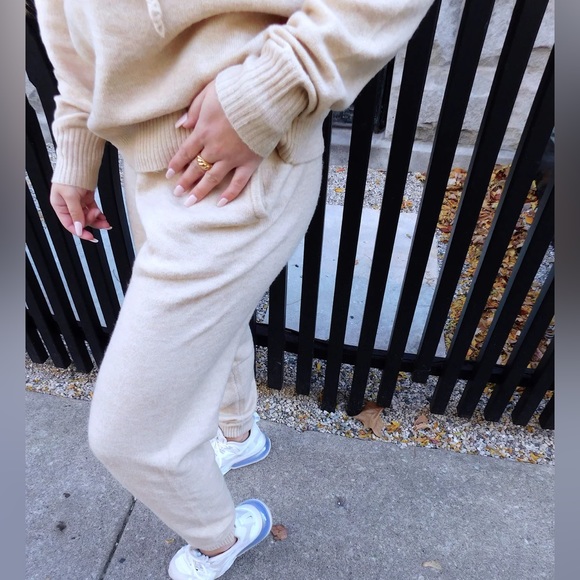 Sweater Lounge Set - Picture 3 of 3